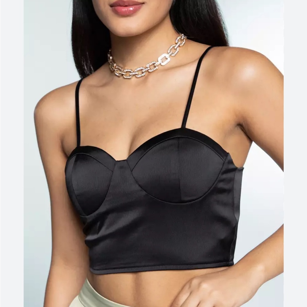 Black Formfitting Corset Cropped Top